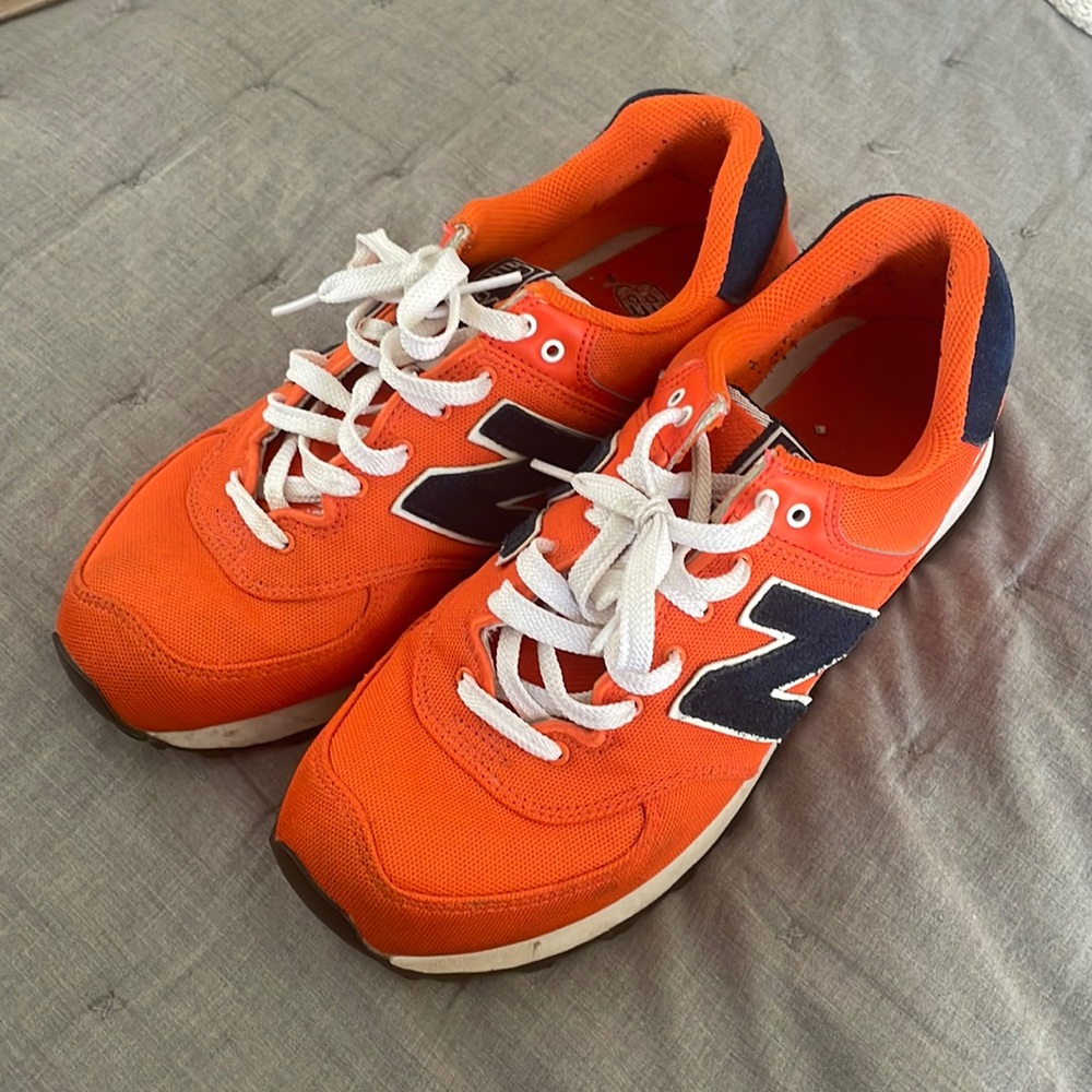 New Balance 570 Men's size 9 Blue and Orange